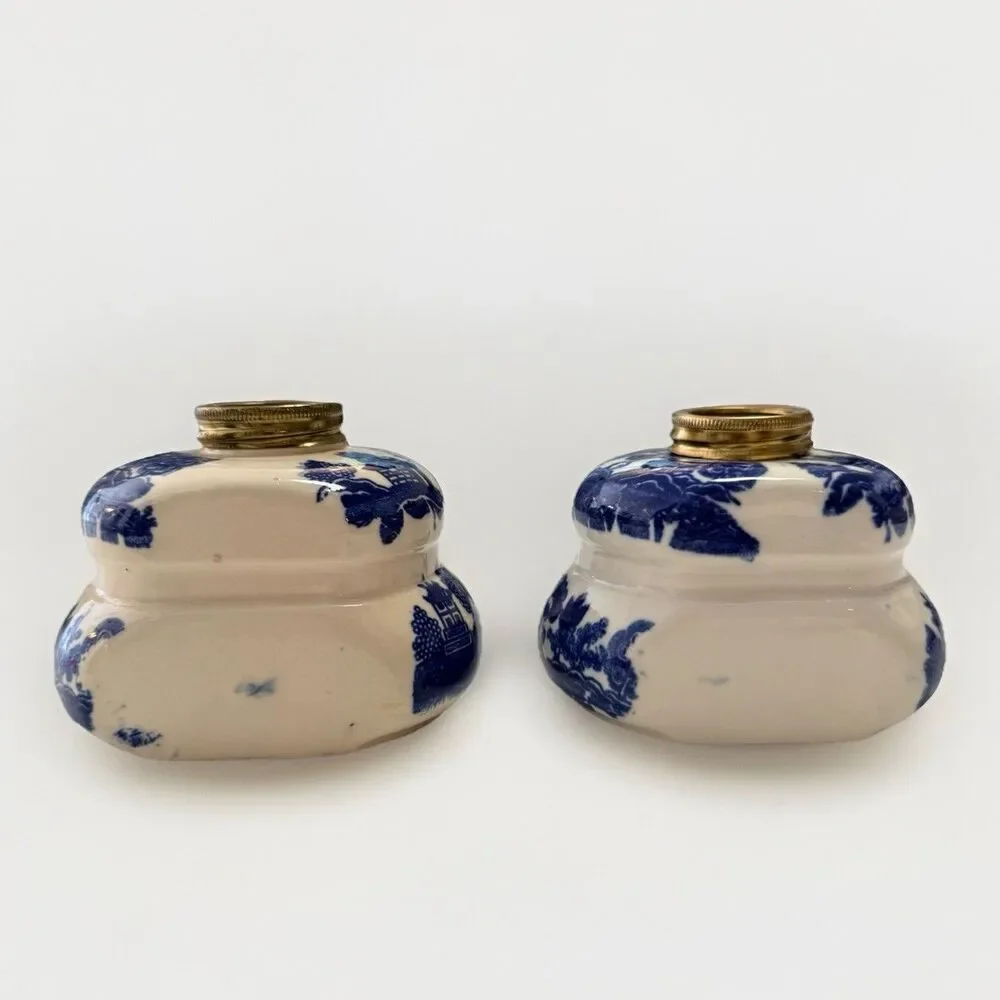 Vintage Victorian Japanese Blue Willow Decorative Oil Lamp Pair Set
